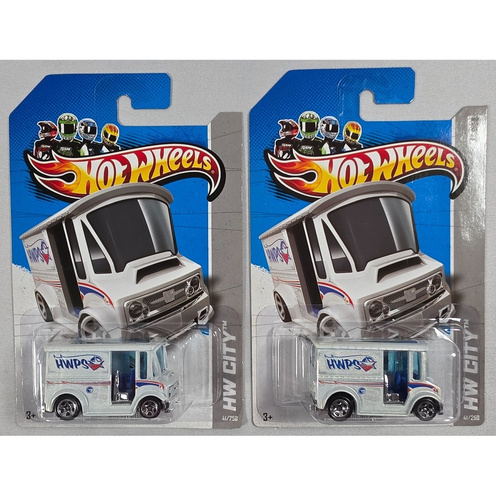 Hot Wheels 2013 Treasure Hunt Bread Box HW City Lot of 2